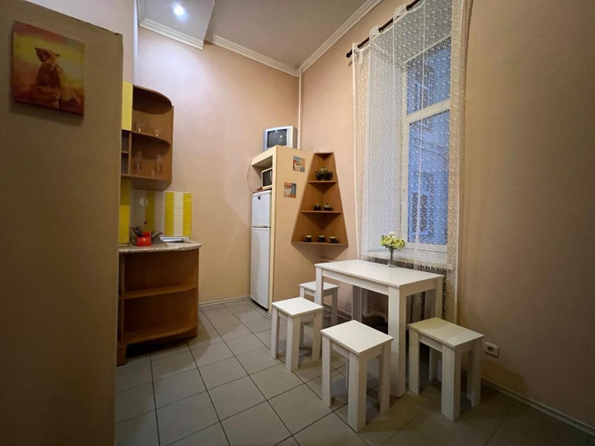 Apartment In The Historic Center 키예프 외부 사진