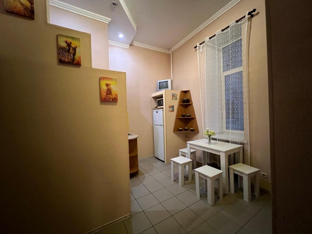 Apartment In The Historic Center 키예프 외부 사진