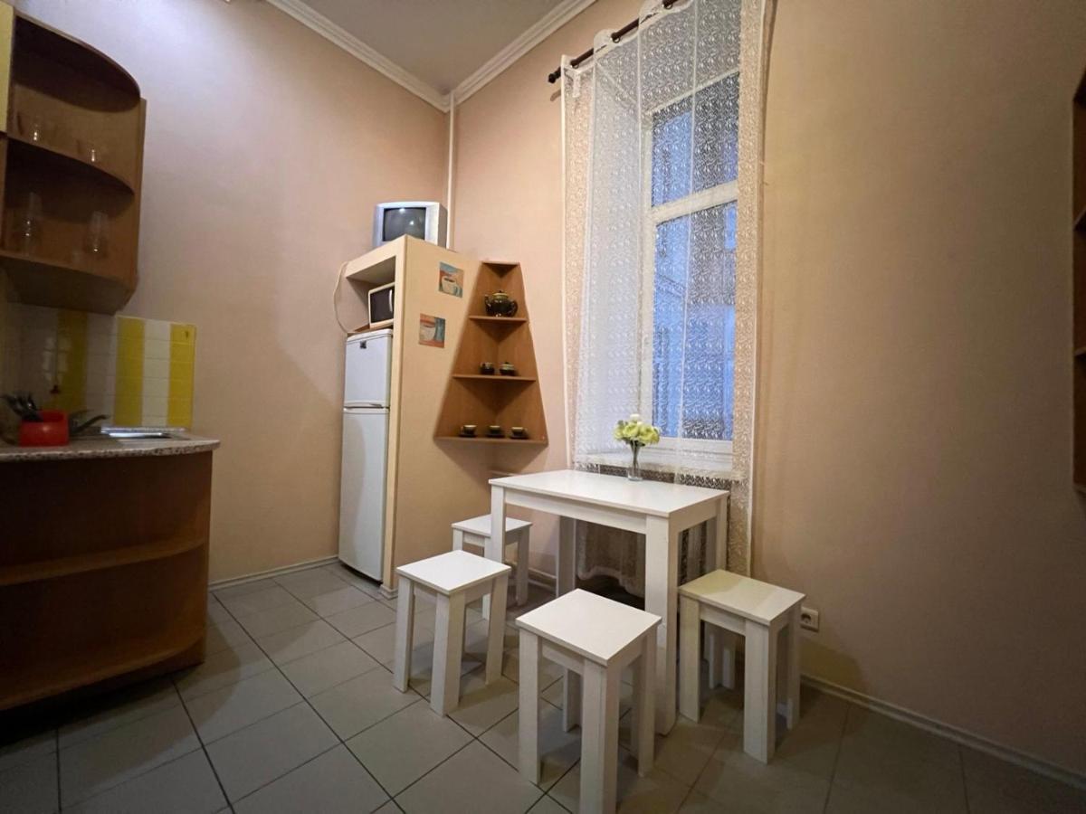 Apartment In The Historic Center 키예프 외부 사진